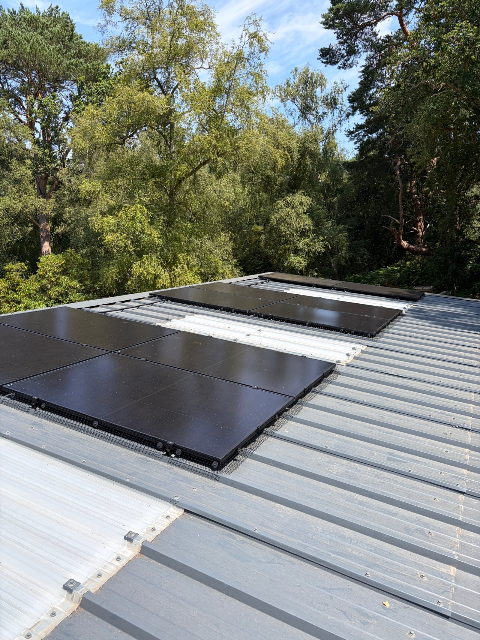 Off-grid solar installation, Guildford, GU4